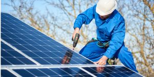 Installation Maintenance Panneaux Solaires Photovoltaïques à Ascou